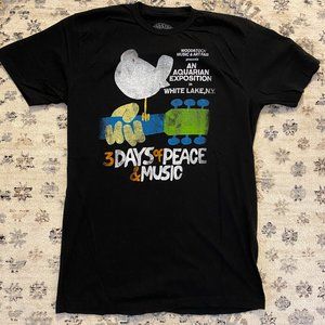 Gently Used Men's Black Woodstock Medium T Shirt